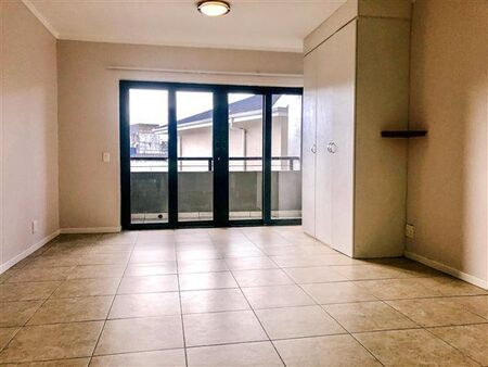 Studio Apartment in Claremont