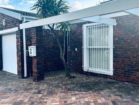 3 Bedroom Cluster in Tokai