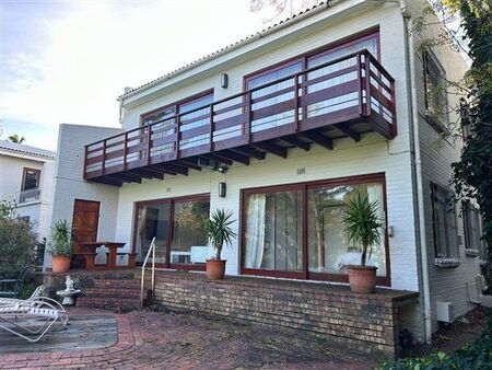 2 Bedroom Apartment in Hout Bay and surrounds