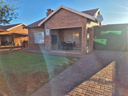 3 Bedroom House in Kathu