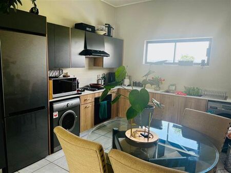 2 Bedroom Apartment in Linbro Park