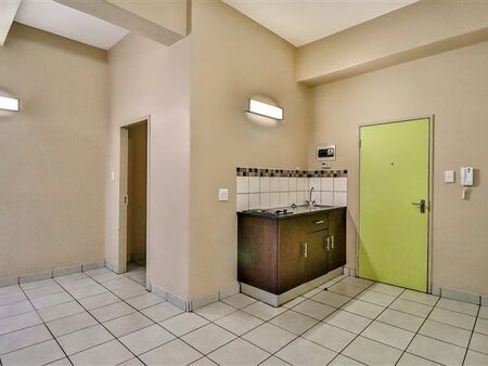1 Bedroom Apartment in Johannesburg Central
