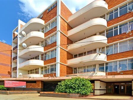 Studio Apartment in Yeoville