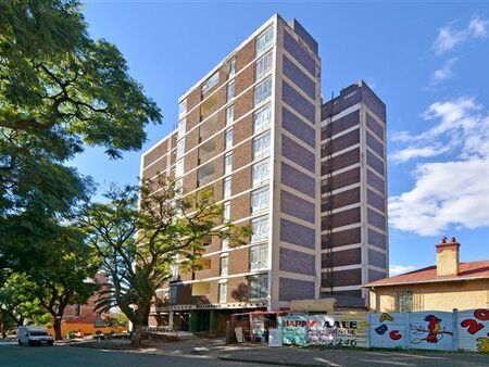 1 Bedroom Apartment in Hillbrow