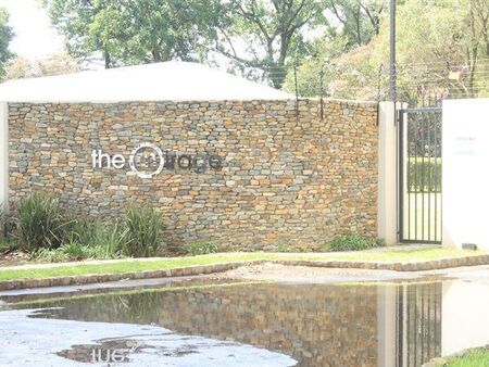 2 Bedroom Townhouse in Comet