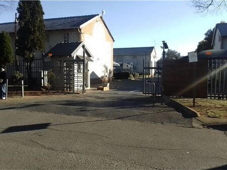 2 Bedroom Apartment in Ravenswood