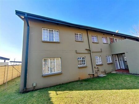 3 Bedroom Townhouse in Beyers Park