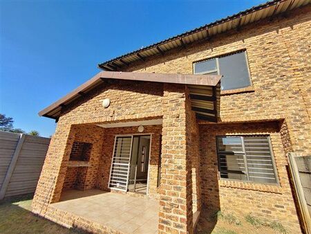 3 Bedroom Townhouse in Rynfield