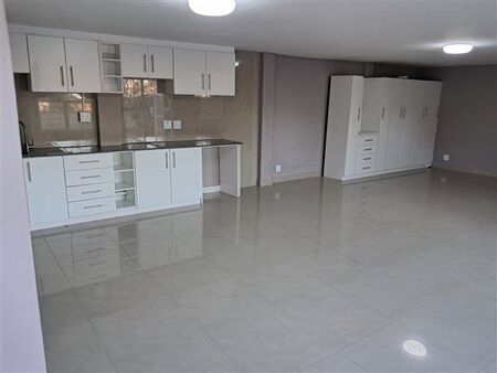 Studio apartment in Westville