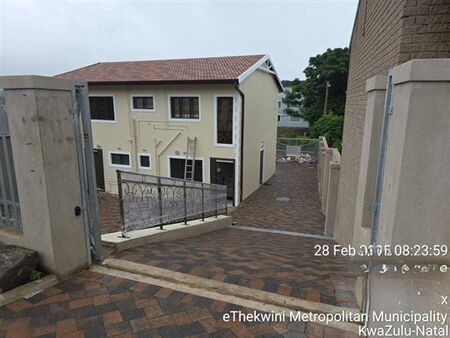 3 Bedroom Apartment in Clayfield