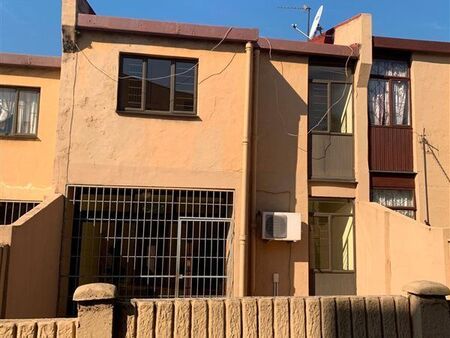 3 Bedroom Townhouse in Montclair