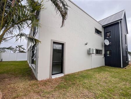 3 Bedroom Apartment in Durban North