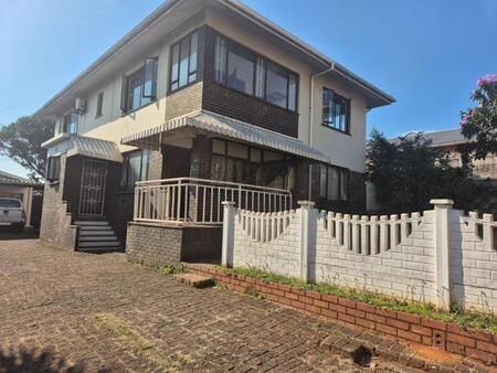 2.5 Bedroom Apartment in Wentworth