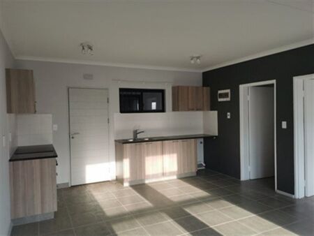 2 Bedroom Apartment in Athlone Park
