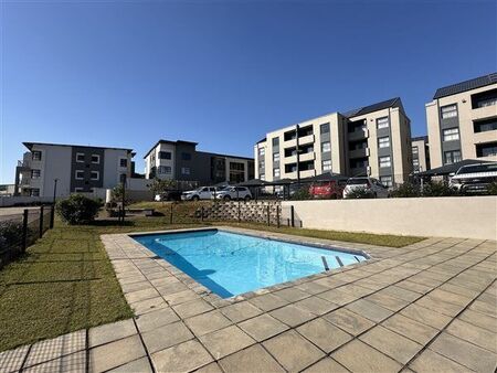 2 Bedroom Apartment in Amanzimtoti