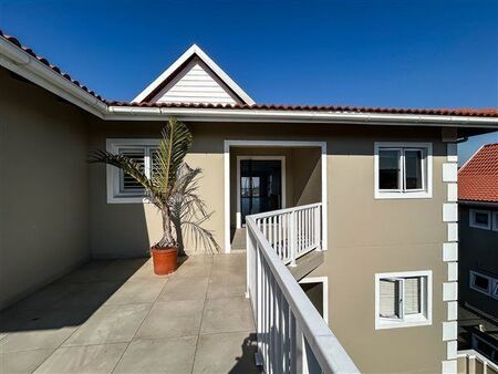 3 Bedroom Apartment in La Mercy