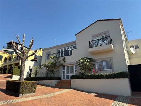 4 Bedroom House in Waterkloof