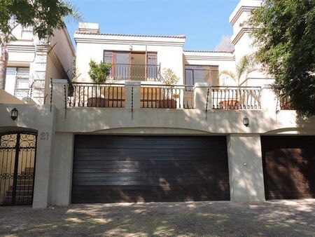 3 Bedroom House in Waterkloof
