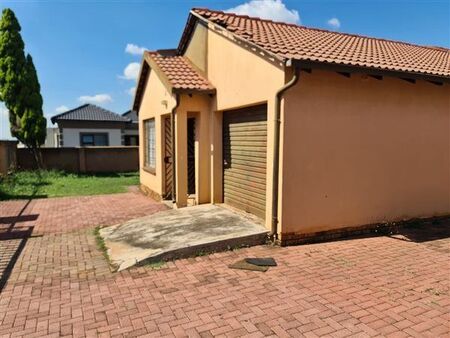 3 Bedroom House in Chantelle