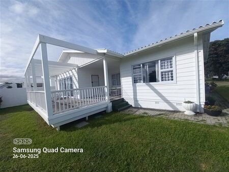 3 Bedroom House in Yzerfontein