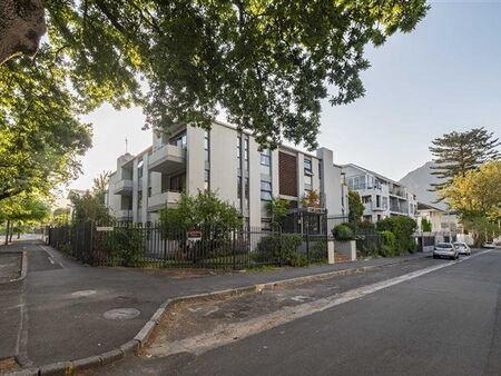 3 Bedroom Apartment in Claremont Upper