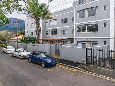 2 Bedroom Apartment in Rondebosch