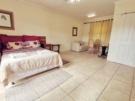 2 Bedroom flat to rent in Somerset Heights, Grahamstown