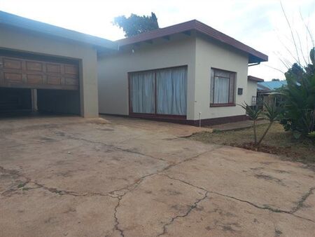 4 Bedroom House in The Orchards