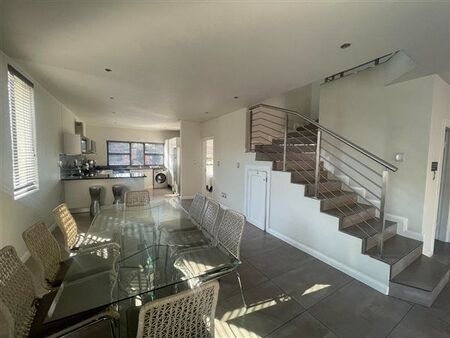 4 Bedroom Apartment in Sandown