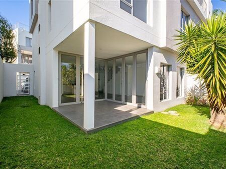 3 Bedroom Townhouse in Bryanston