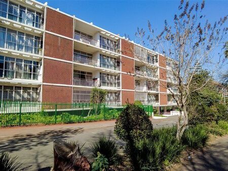 3 Bedroom Apartment in Parktown