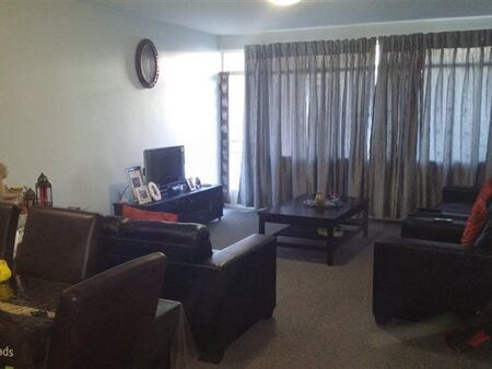 2 Bedroom Flat in Ferndale