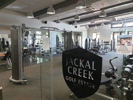 1 Bedroom Apartment in Jackal Creek Golf Estate