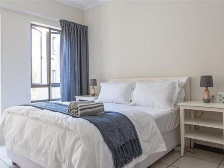 Bachelor apartment in Paulshof