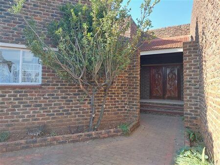 4 Bedroom House in Ophir Ah