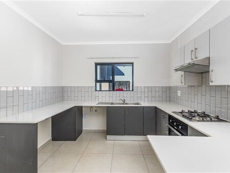 3 Bedroom Apartment in Pomona