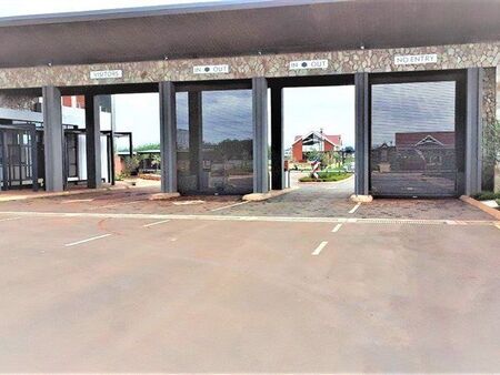 3 Bedroom Townhouse in Glen Marais
