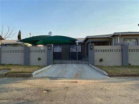 4 Bedroom House in Edenvale