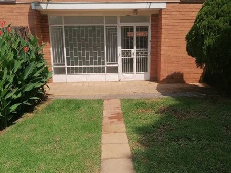 2 Bedroom Duplex in Parkdene