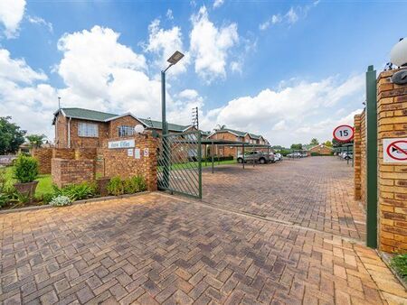 2 Bedroom Apartment in Farrarmere