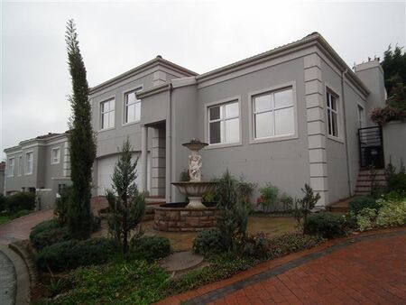 3 Bedroom House in Van Riebeeckshof