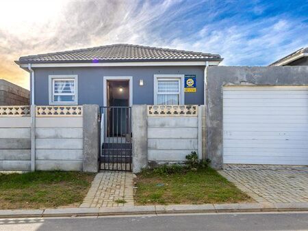 2 Bedroom House in Dalvale
