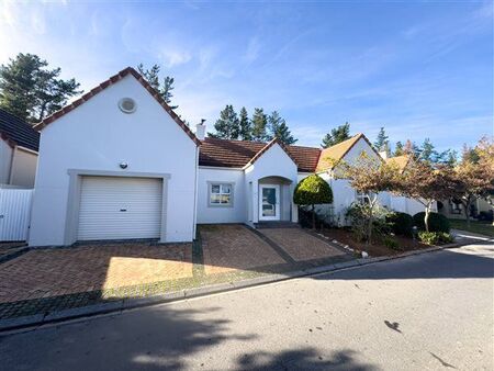3 Bedroom House in Boschenmeer Golf Estate
