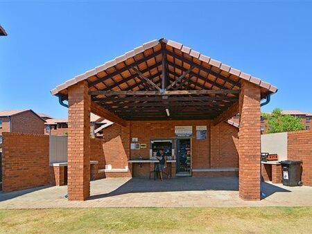 2 Bedroom Apartment in Pretoria West