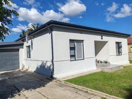 3 Bedroom House in George South