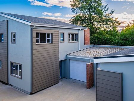 2 Bedroom Townhouse in Bergsig