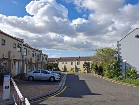 2 Bedroom apartment to rent in Table View, Blouberg