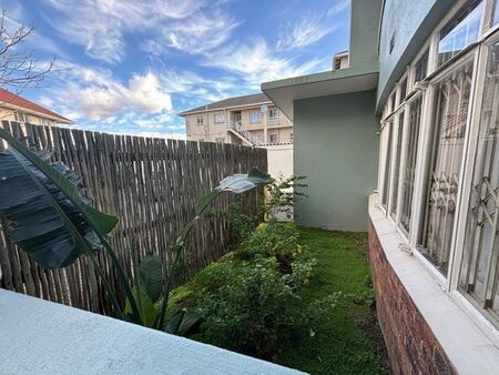 1 Bedroom apartment to rent in Rosebank, Cape Town