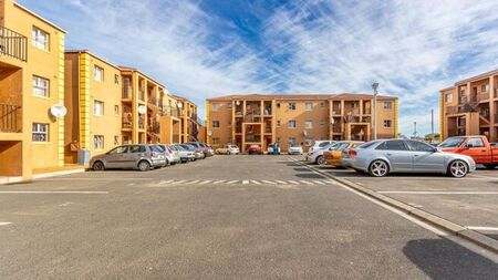 2 Bedroom apartment to rent in Paarl East