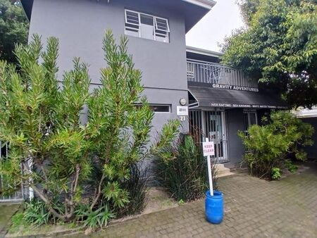 3 Bedroom house to rent in Claremont, Cape Town